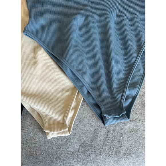 OQC White, blue & black ribbed square neck bodysuit bundle Size Extra Large - Picture 5 of 5